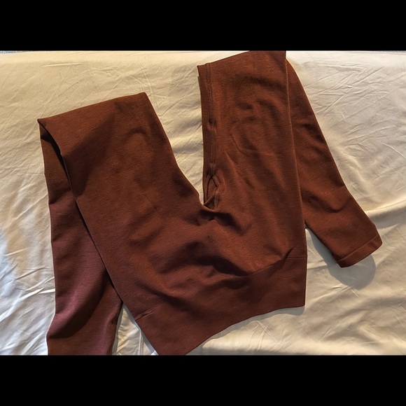 Alphalete Amplify Copper - Picture 2 of 6